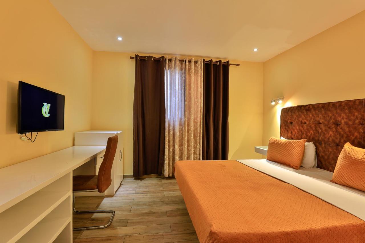 Roses Guest House Kumasi Exterior foto