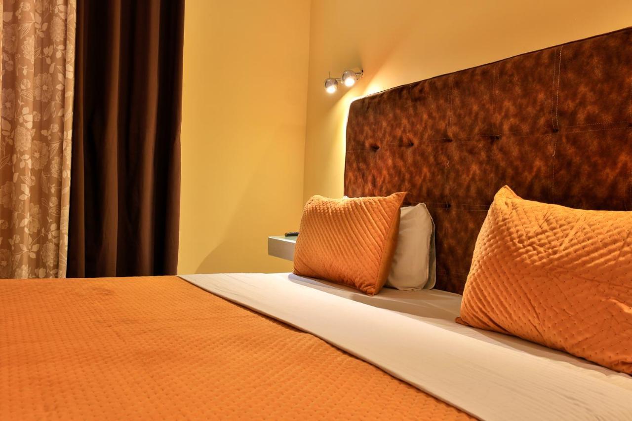 Roses Guest House Kumasi Exterior foto
