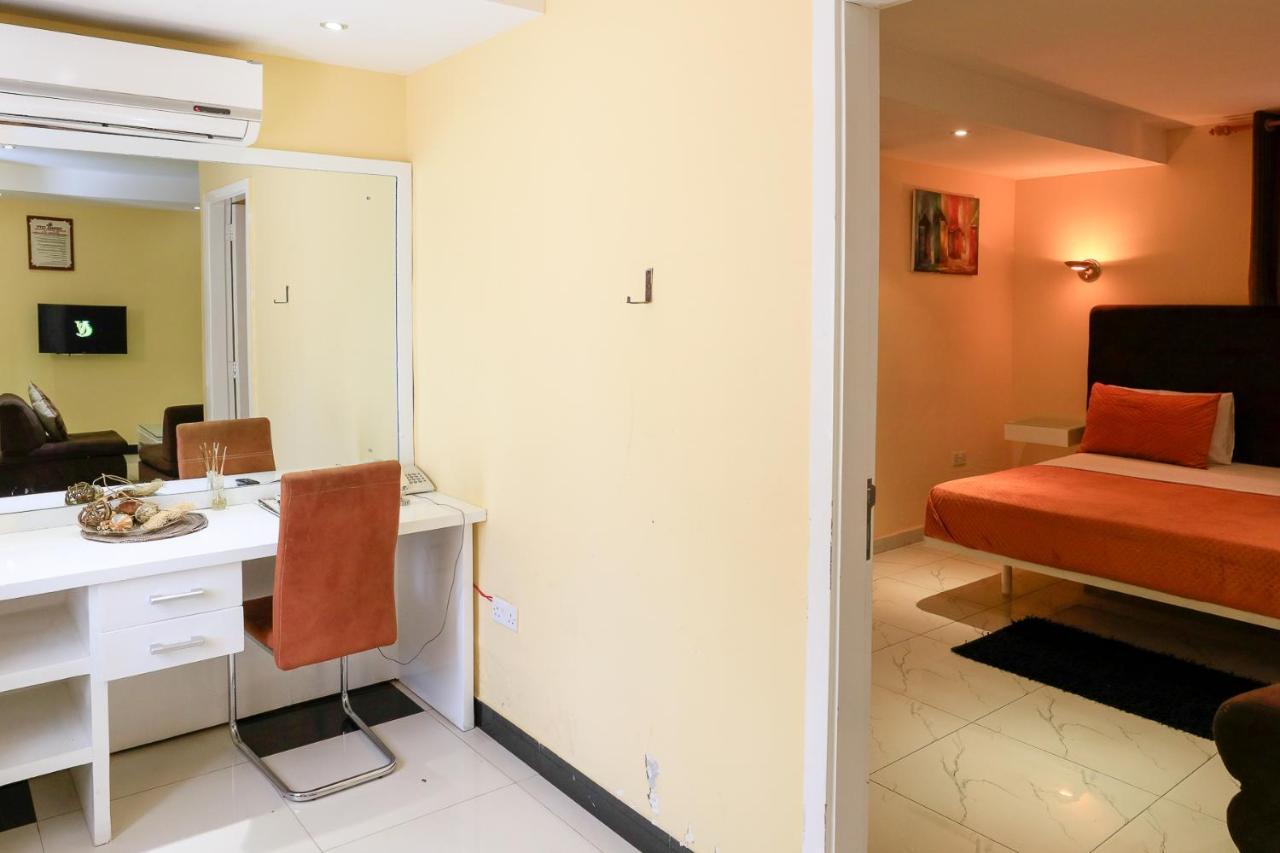 Roses Guest House Kumasi Exterior foto