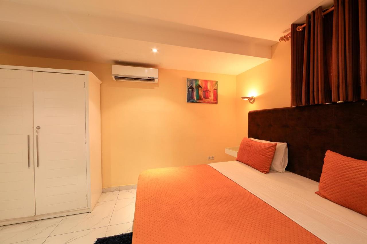 Roses Guest House Kumasi Exterior foto